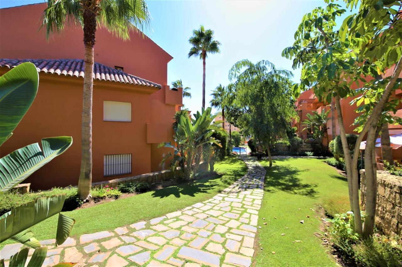 Apartment Nala Estepona Eksteriør billede